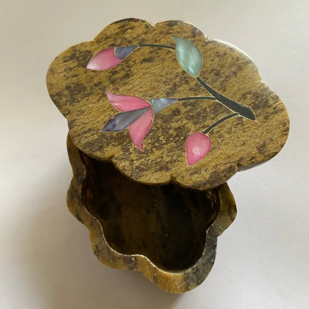 QATARI Middle Eastern Carved Stone Jewelry Box